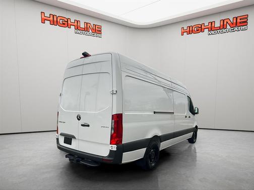 2025 Mercedes-Benz Sprinter 2500 High Roof