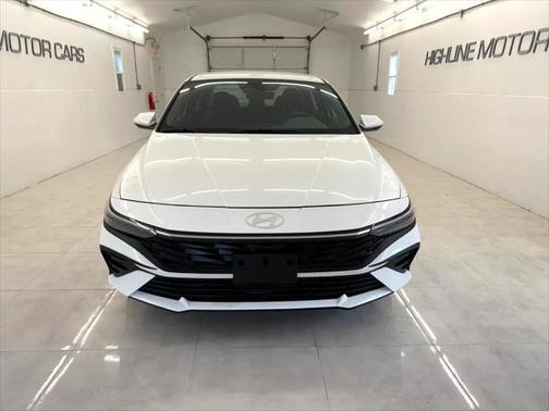 2024 Hyundai ELANTRA HEV Blue