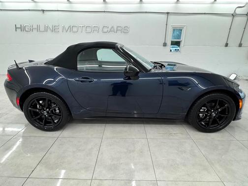2023 Mazda MX-5 Miata Club