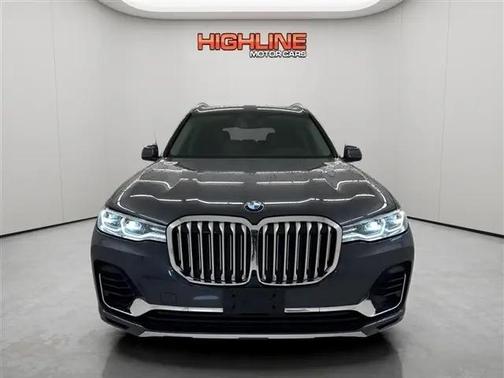 Arctic Grey Metallic 2021 BMW X7 xDrive40i
