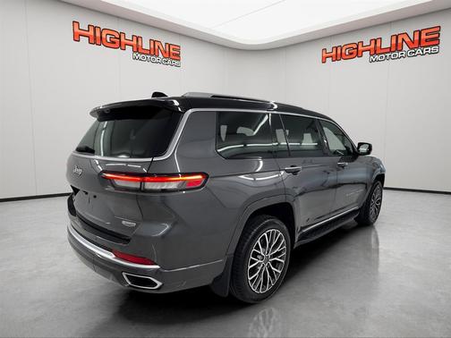 2022 Jeep Grand Cherokee L Summit Reserve