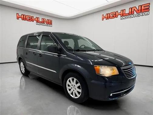 Maximum Steel Metallic Clearcoat 2014 Chrysler Town & Country Touring