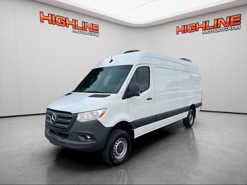 White 2022 Mercedes-Benz Sprinter 2500 High Roof