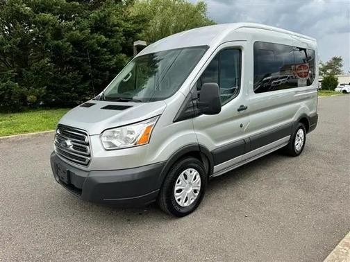 Ingot Silver Metallic 2018 Ford Transit-150 XLT