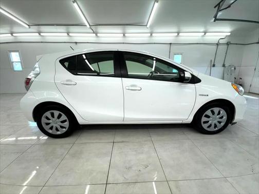 2013 Toyota Prius c Three