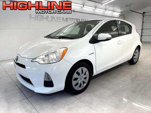 2013 Toyota Prius c Three