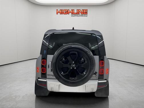 2020 Land Rover Defender 110 SE