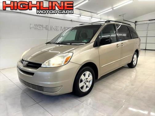 2005 Toyota Sienna CE