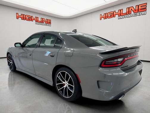 2017 Dodge Charger R/T Scat Pack