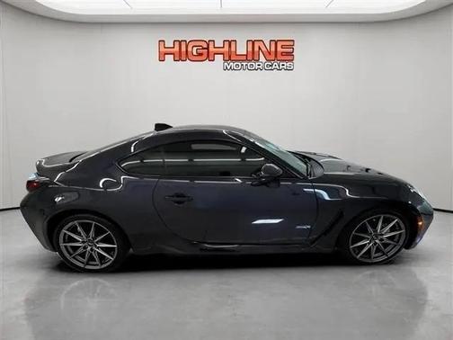 Galaxy Purple Pearl 2025 Subaru BRZ Series.Purple