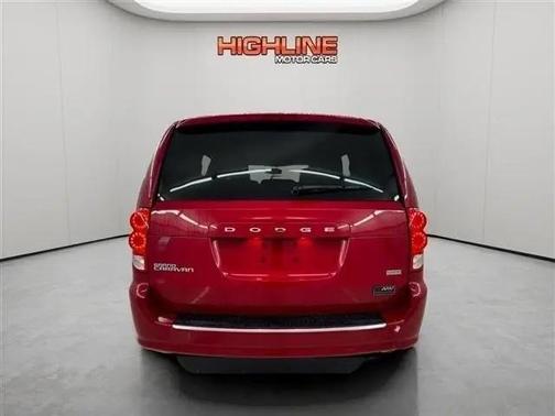 Red 2016 Dodge Grand Caravan AVP/SE