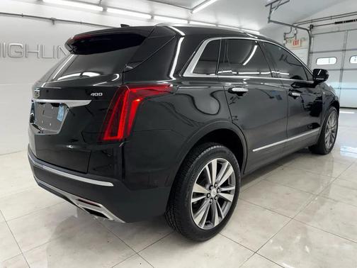 2020 Cadillac XT5 Premium Luxury