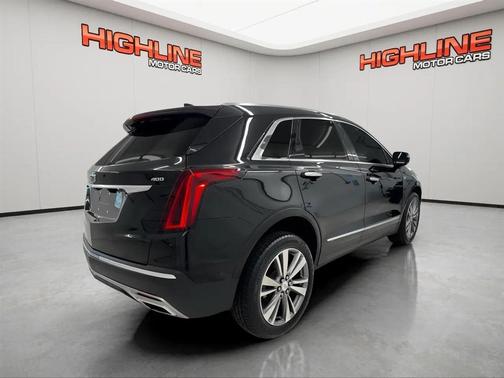2020 Cadillac XT5 Premium Luxury