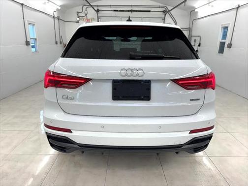 2022 Audi Q3 45 S line Premium Plus