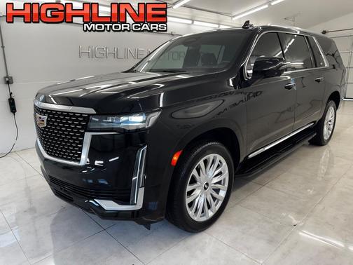 2022 Cadillac Escalade ESV Luxury