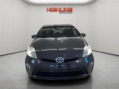 Winter Gray Metallic 2012 Toyota Prius Three