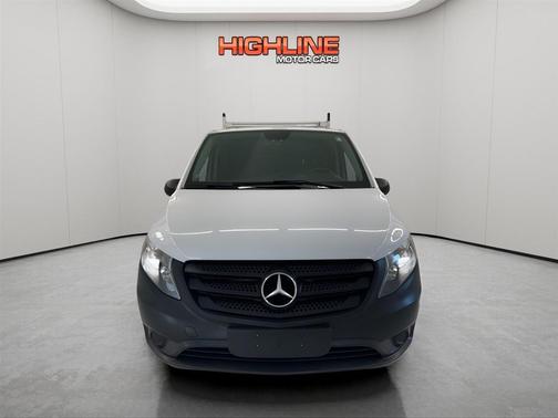 2017 Mercedes-Benz Metris Base