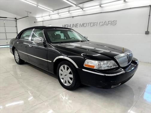2007 Lincoln Town Car Signature