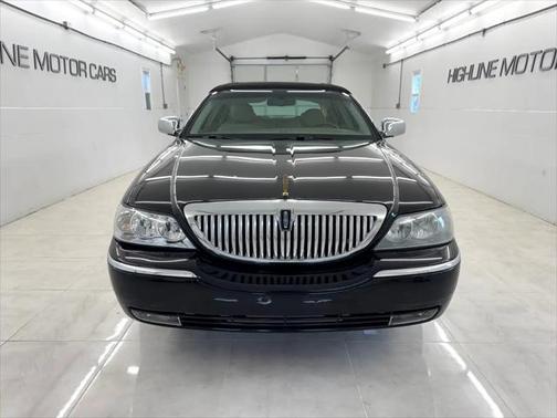 2007 Lincoln Town Car Signature