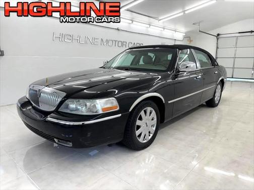 2007 Lincoln Town Car Signature