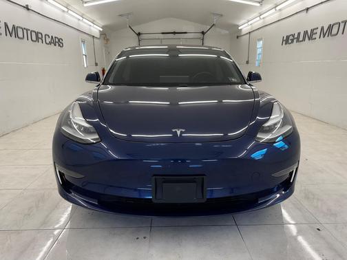 2018 Tesla Model 3 Mid Range