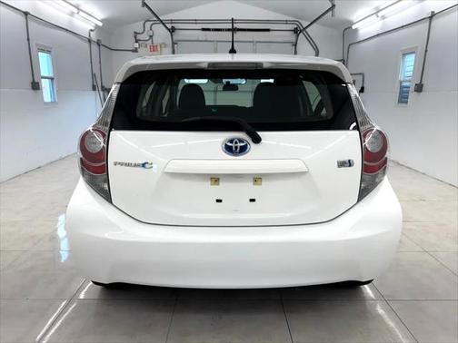 2013 Toyota Prius c Three