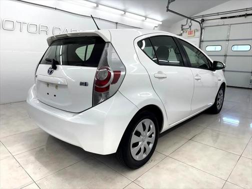 2013 Toyota Prius c Three