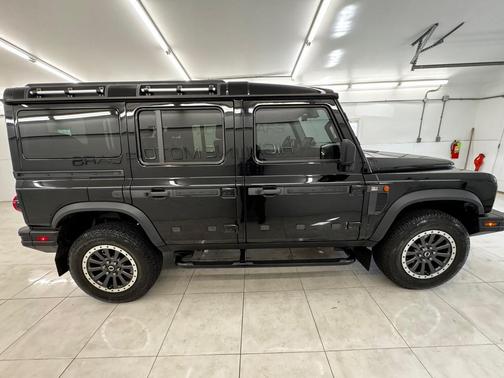 2024 INEOS Grenadier AWD
