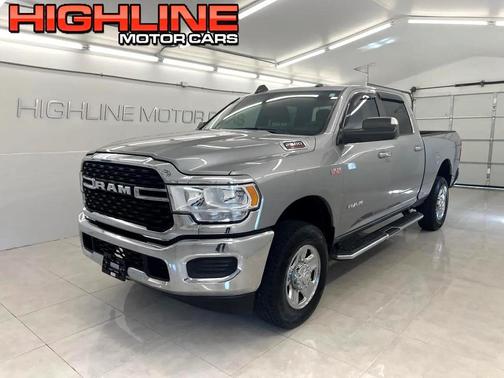 2022 RAM 2500 Big Horn Crew Cab 4x4 6'4' Box