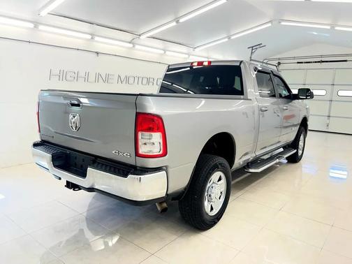 2022 RAM 2500 Big Horn Crew Cab 4x4 6'4' Box