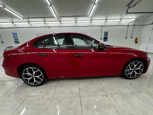 2020 Alfa Romeo Giulia Ti