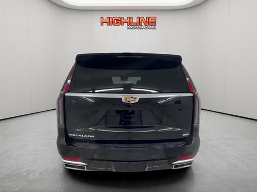 2022 Cadillac Escalade ESV Luxury