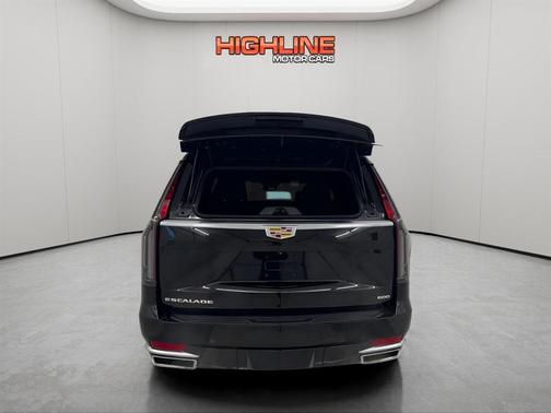 2022 Cadillac Escalade ESV Luxury