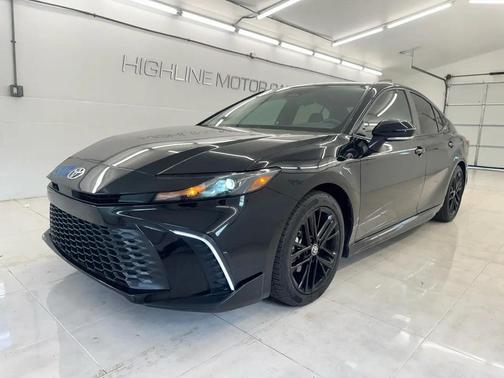 Midnight Black Metallic 2025 Toyota Camry XLE