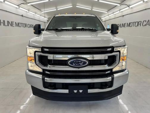 Oxford White 2021 Ford F-250 XLT