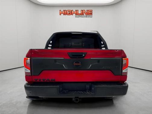 Red Alert 2021 Nissan Titan PRO-4X