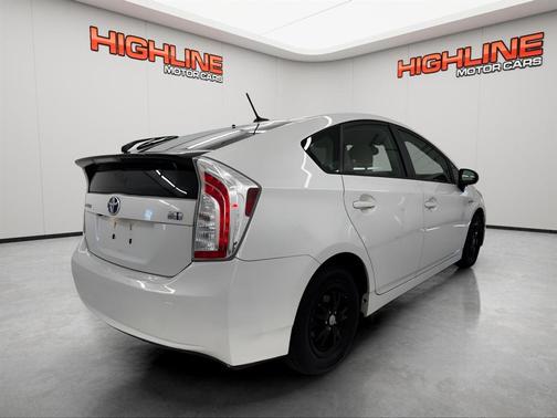 2014 Toyota Prius Three