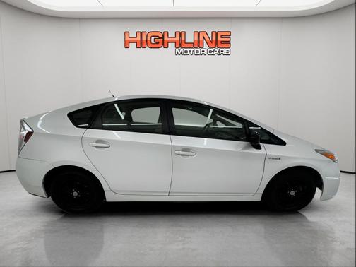 2014 Toyota Prius Three