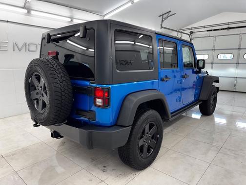 2016 Jeep Wrangler Unlimited Black Bear
