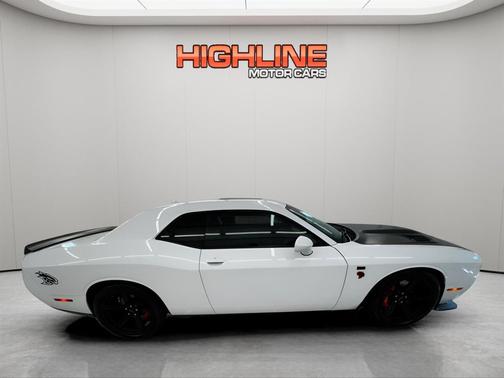 2017 Dodge Challenger SRT Hellcat