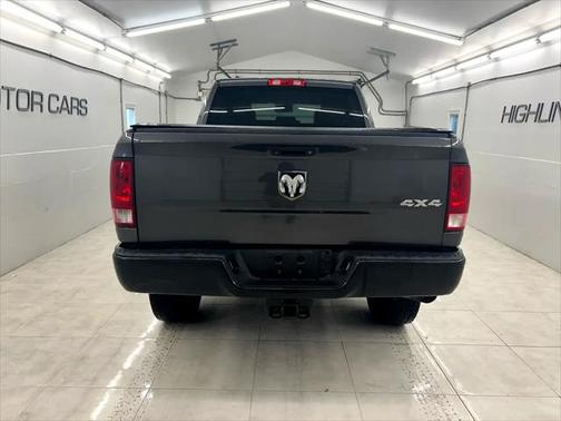 2018 RAM 2500 Tradesman Crew Cab 4x4 6'4' Box