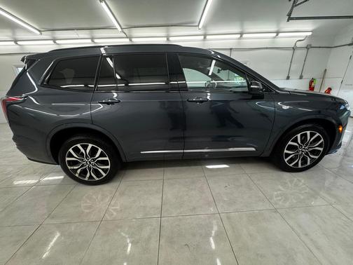 2021 Cadillac XT6 Sport AWD