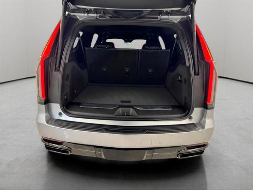 2023 Cadillac Escalade ESV Sport