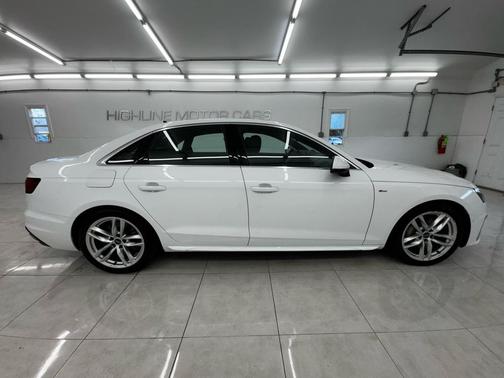 2023 Audi A4 45 S line Premium Plus