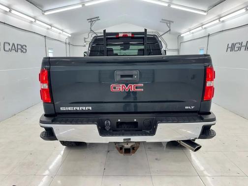 Gray 2017 GMC Sierra 2500 SLT