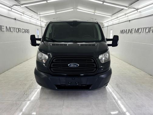 2018 Ford Transit-150 XLT