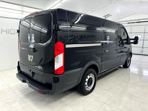 2018 Ford Transit-150 XLT