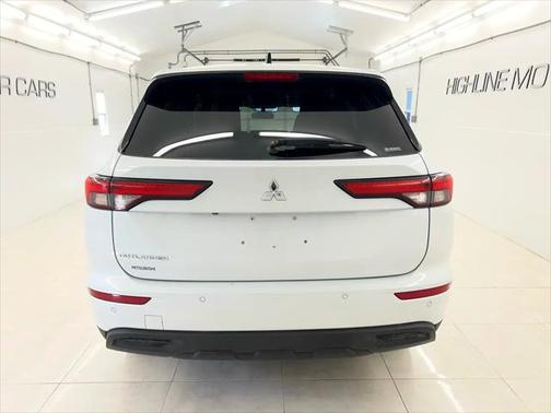 2022 Mitsubishi Outlander ES 2.5 S-AWC