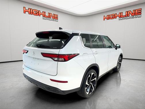 2022 Mitsubishi Outlander ES 2.5 S-AWC