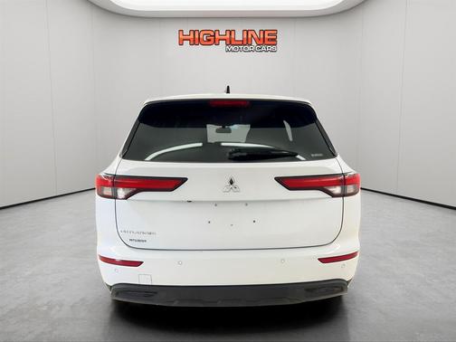 2022 Mitsubishi Outlander ES 2.5 S-AWC